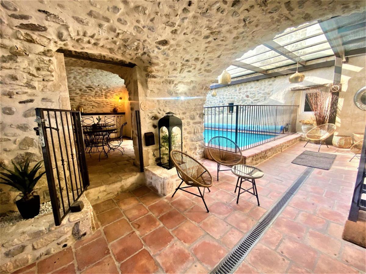 Gite De Groupe 9Ch Ou 3 Gites Independants De 3Ch - Patio Et Piscine Interieure Chauffee Toute L'Annee Vallon-Pont-dʼArc Exterior foto