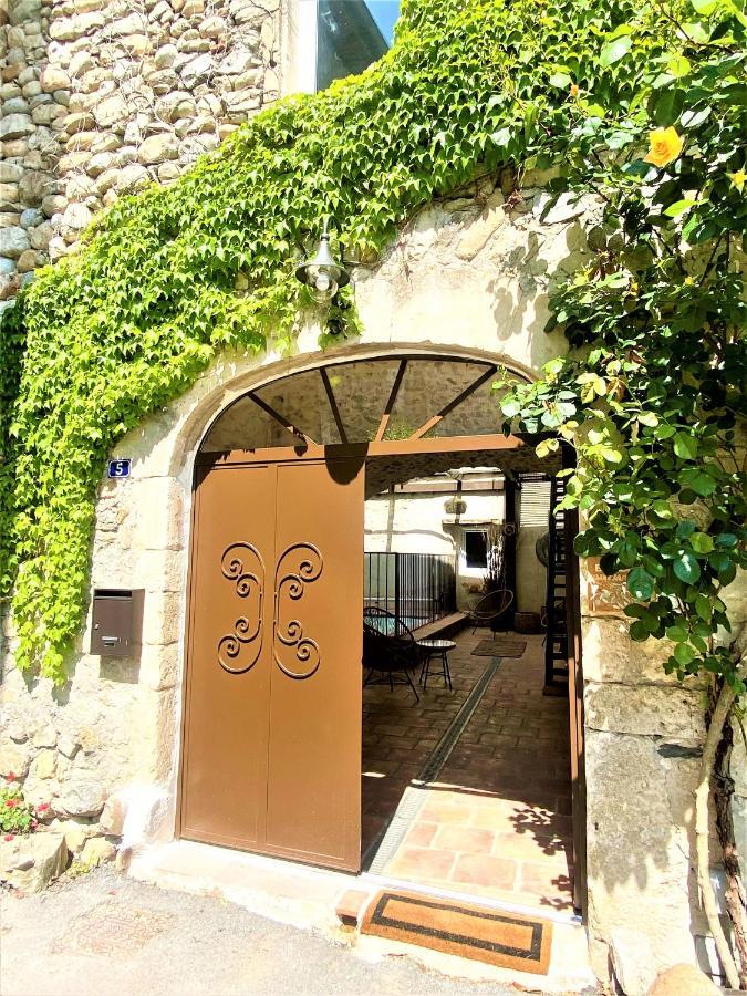 Gite De Groupe 9Ch Ou 3 Gites Independants De 3Ch - Patio Et Piscine Interieure Chauffee Toute L'Annee Vallon-Pont-dʼArc Exterior foto